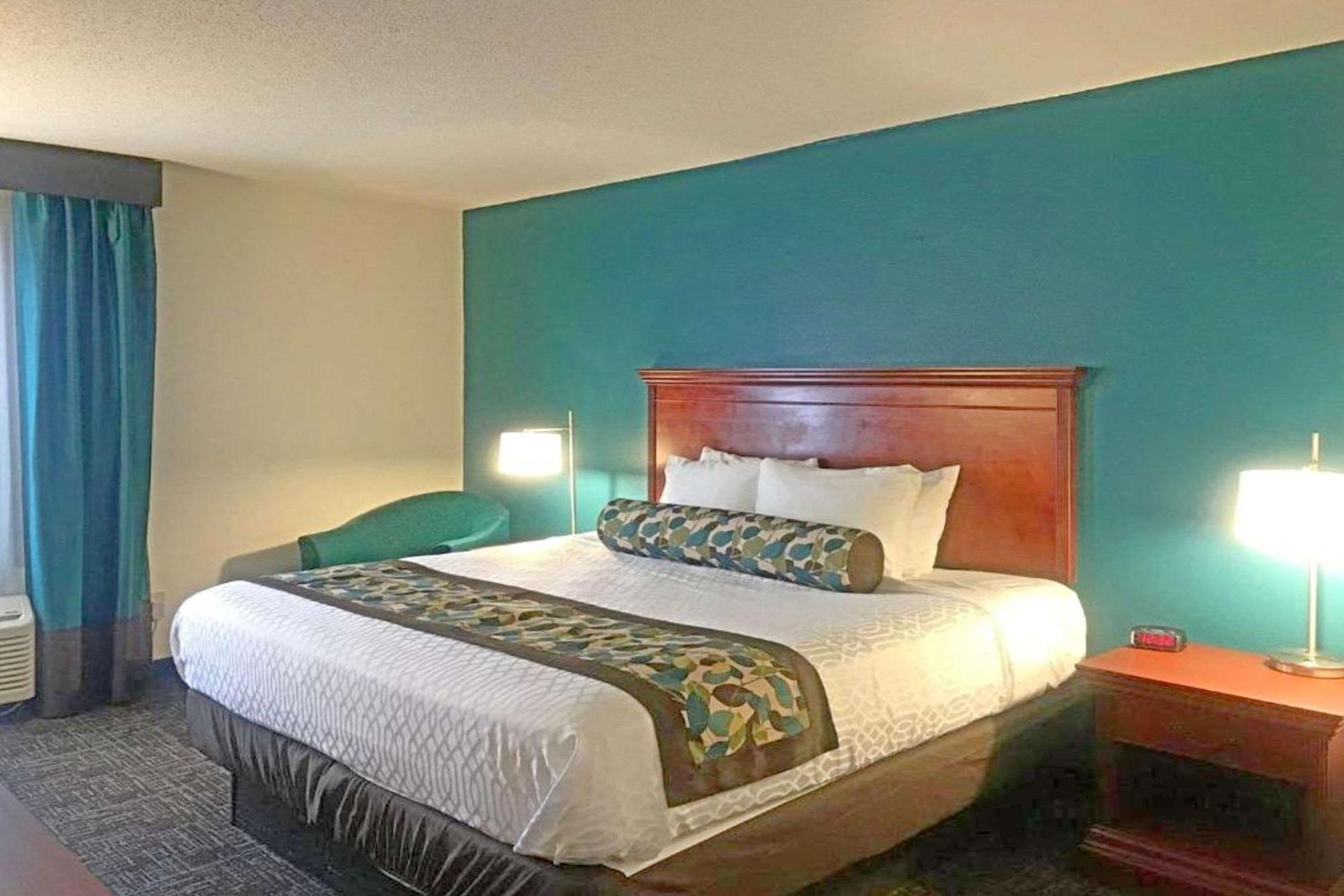 Rodeway Inn & Suites O'Fallon Eksteriør billede